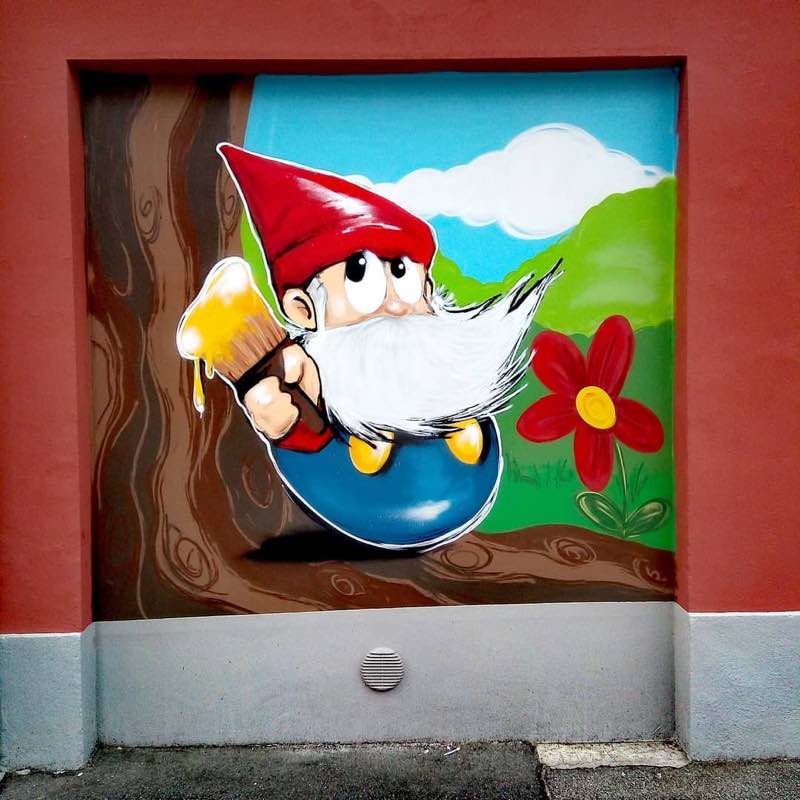 Lavoro di PLZ Decorazioni artistiche