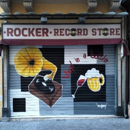 Nuova serranda per il mitico "Rocker"
