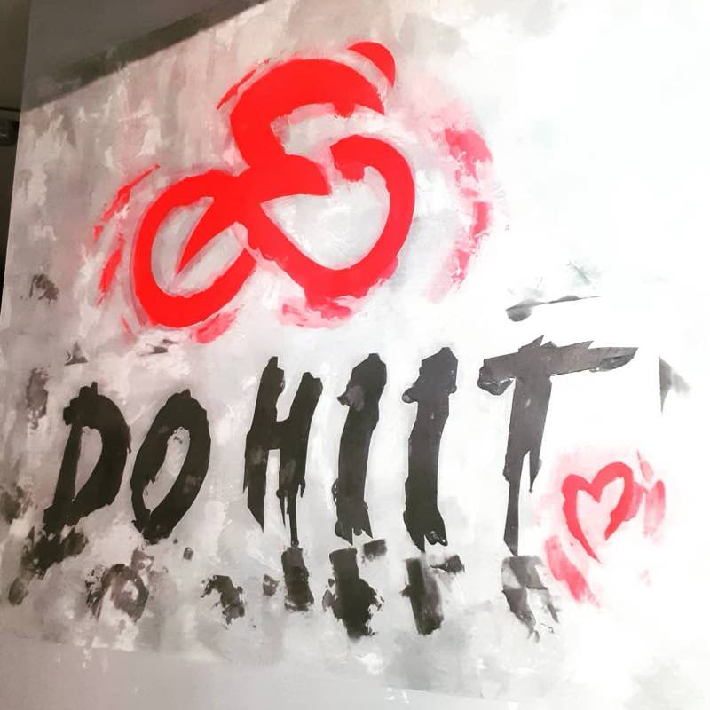 Calce cruda, palestra Dohiit