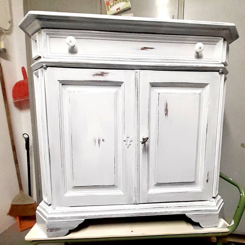 Lavoro di PLZ Decorazioni artistiche