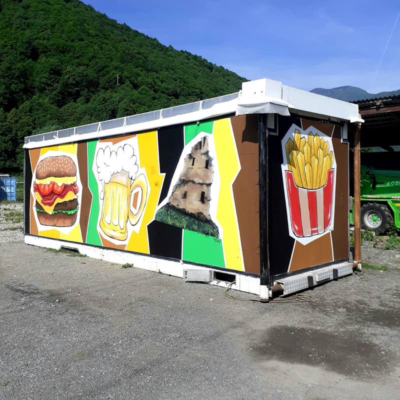 Container-bar per la festa di Meano