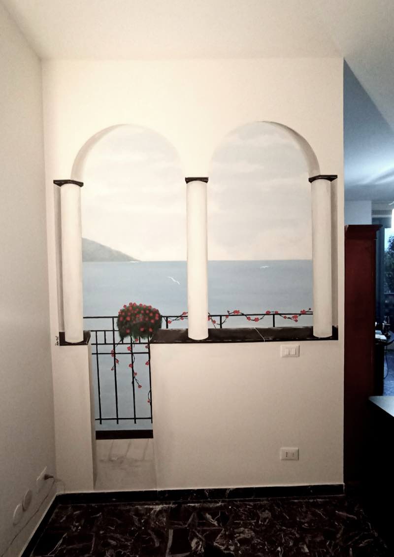 Trompe l'oeil vista mare, realizzato in un salone